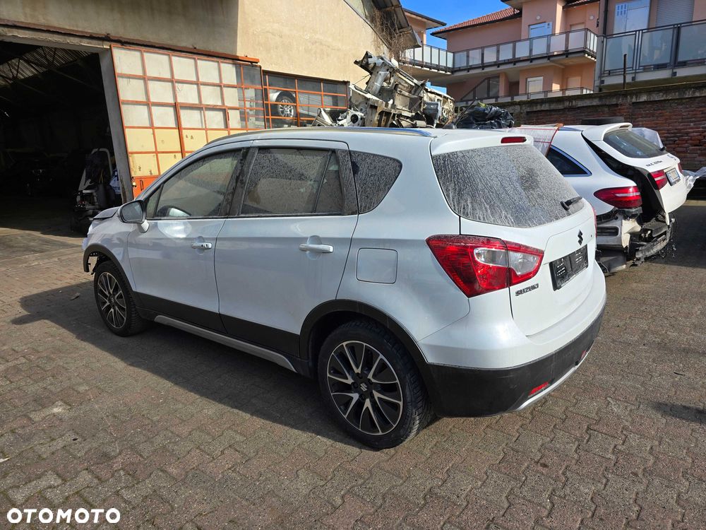 Suzuki SX4 S-Cross - 4