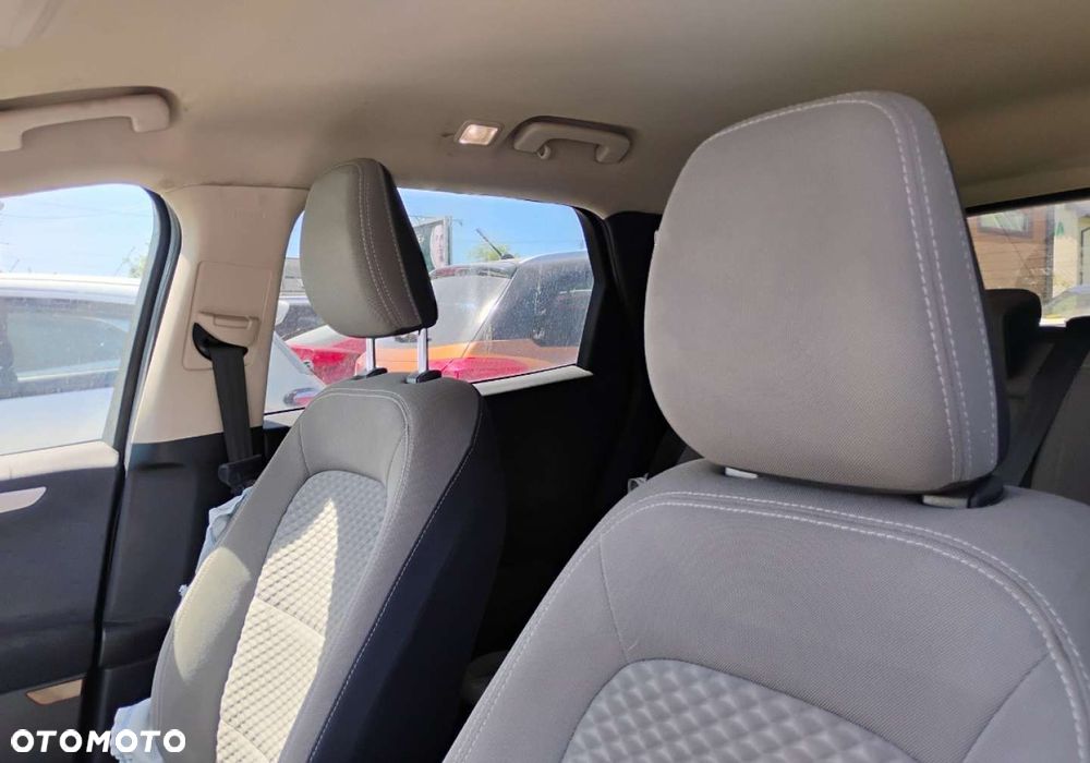 Ford Escape - 9