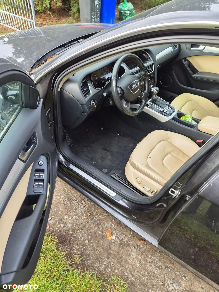 Audi A4 Limousine - 16
