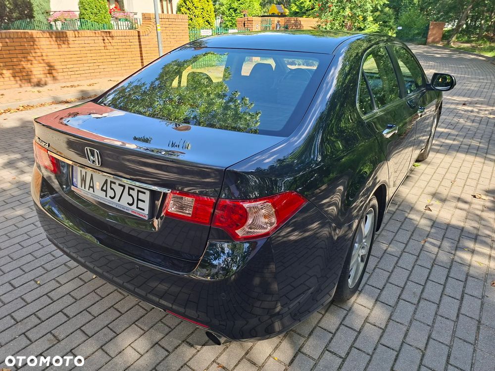 Honda Accord 2.0 Lifestyle - 29