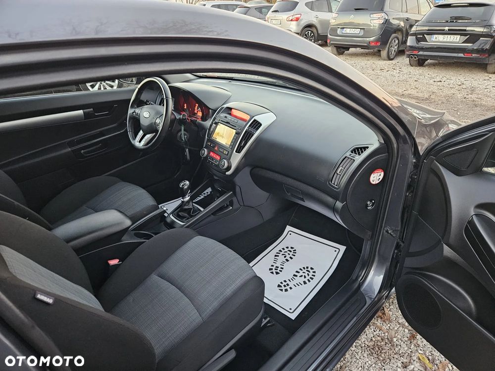 Kia ProCeed 1.4 L - 16