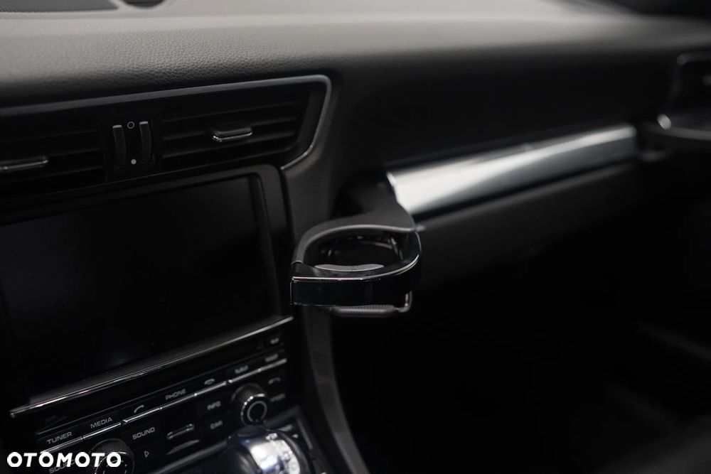 Porsche 911 Carrera PDK Black Edition - 28