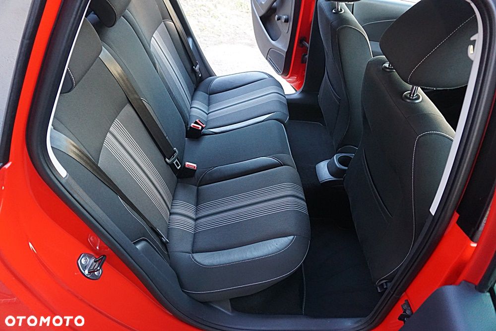 Volkswagen Polo 1.2 MATCH - 24