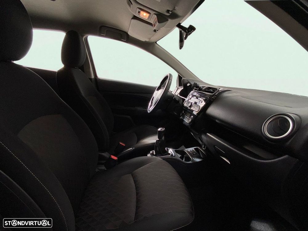 Mitsubishi Space Star 1.2 Intense - 15