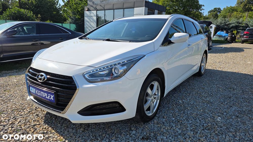 Hyundai i40 i40cw 1.6 Fifa World Cup Edition - 1