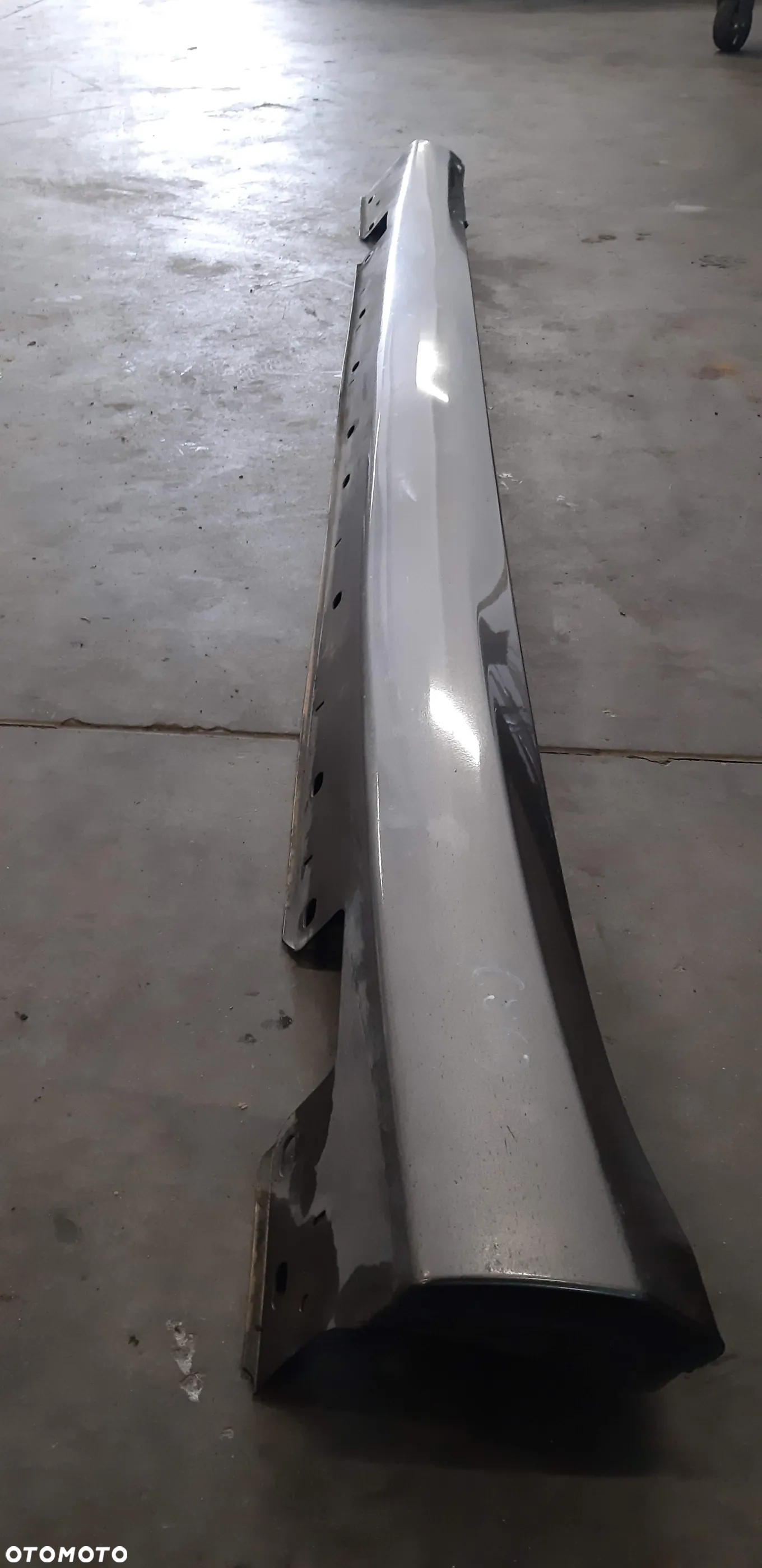 Listwa progowa lewa C963 A2196900140 Mercedes CLS W219 3.5 CGi 2005r - 4