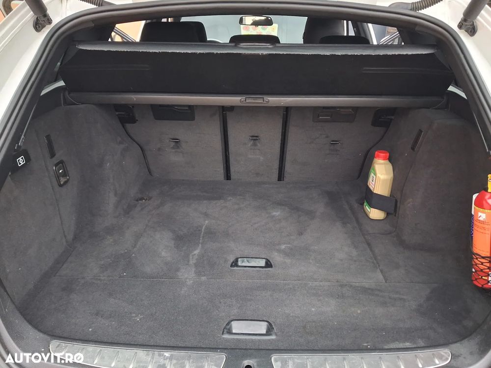 BMW Seria 3 320d Aut. - 7