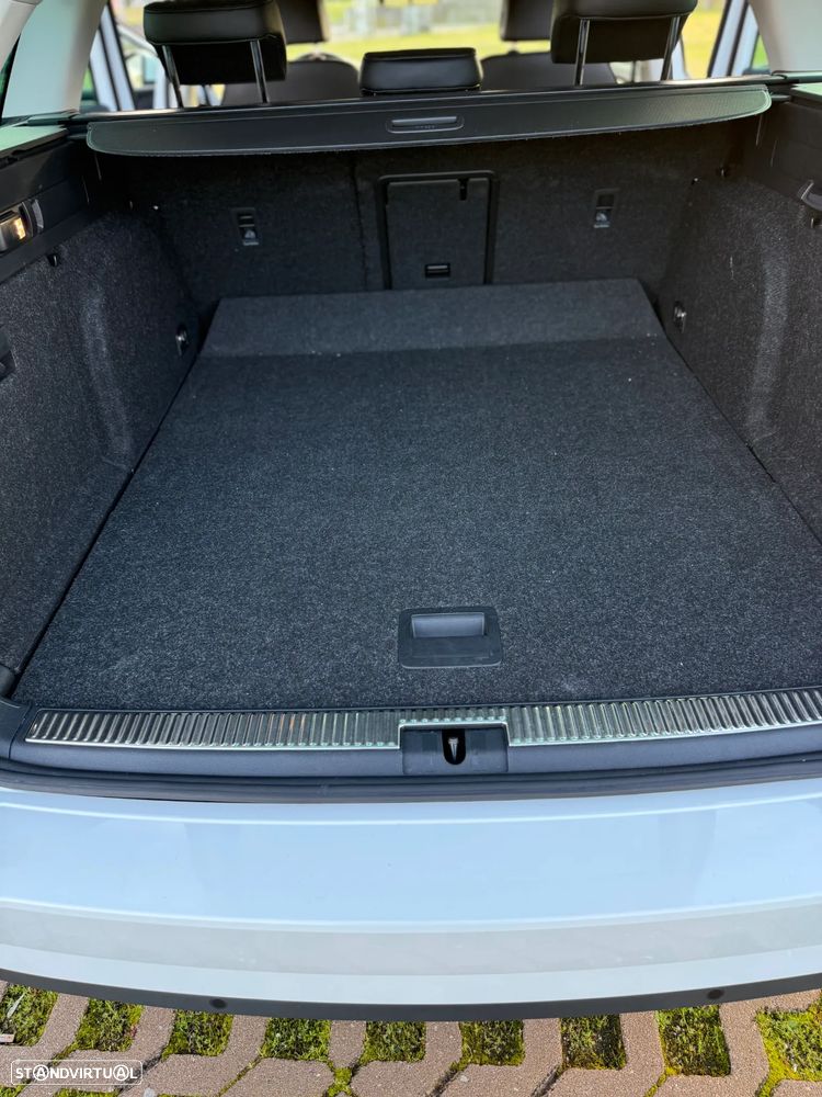 Skoda Superb Break 2.0 TDI Laurin&Klement DSG - 47