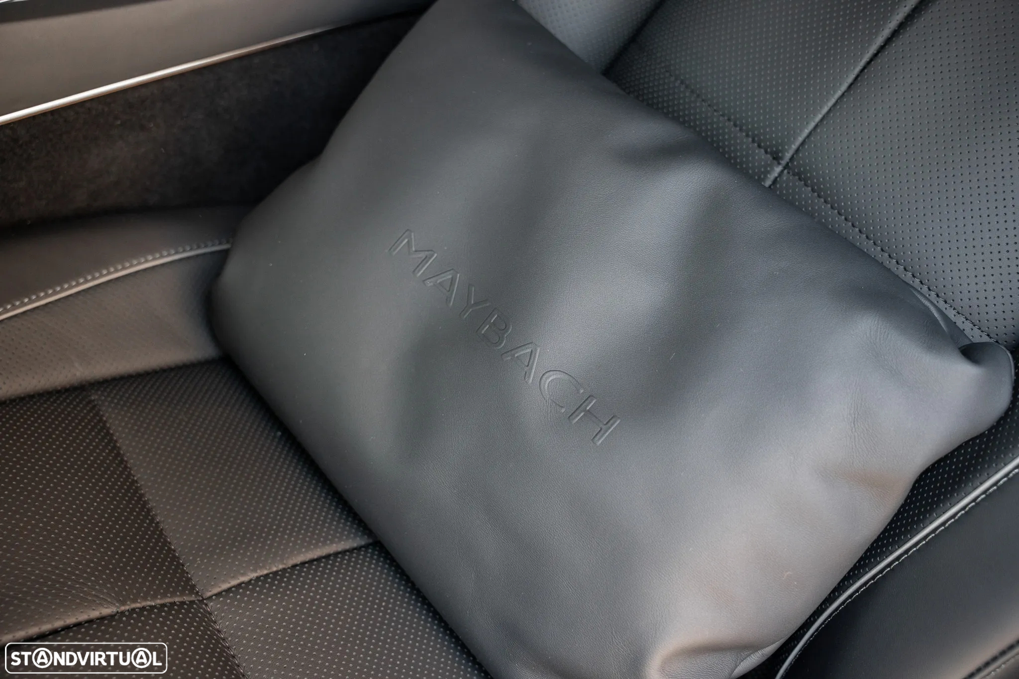 Mercedes-Benz GLS 600 Maybach 4Matic - 43