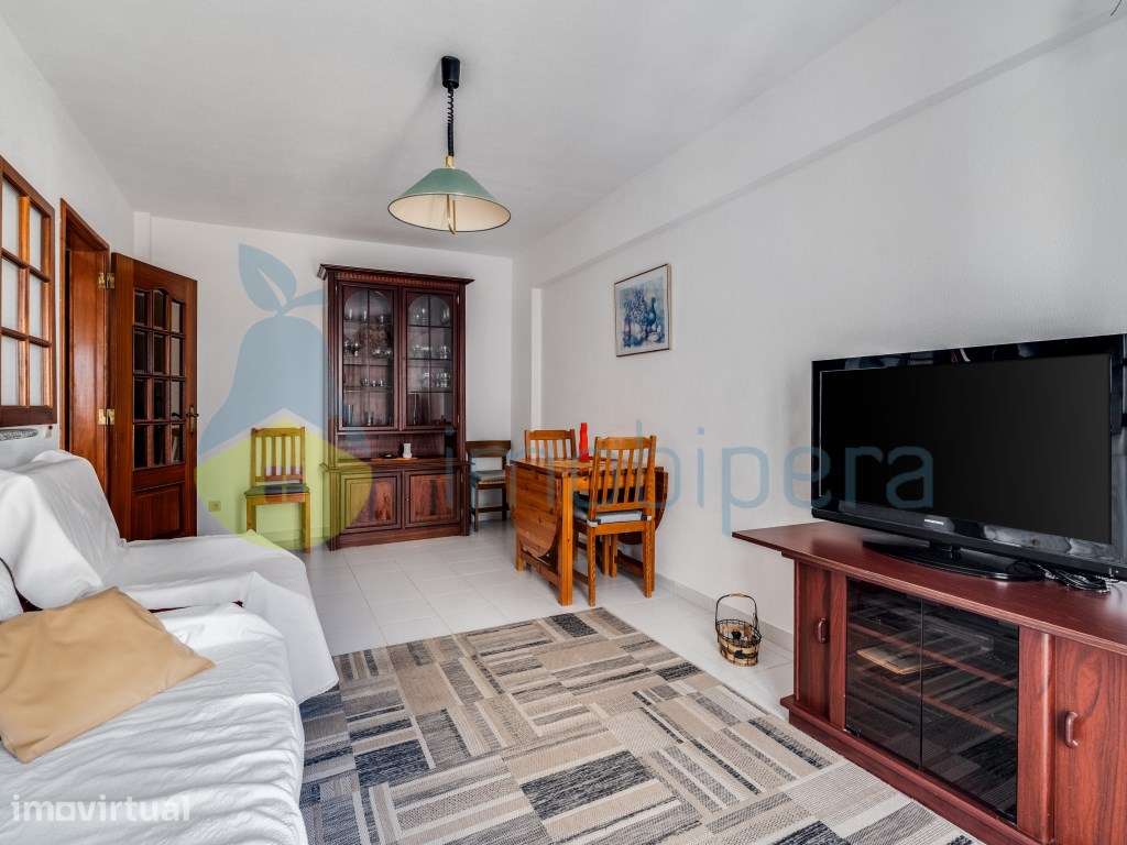 Apartamento T1 perto da Praia - Grande imagem: 2/13