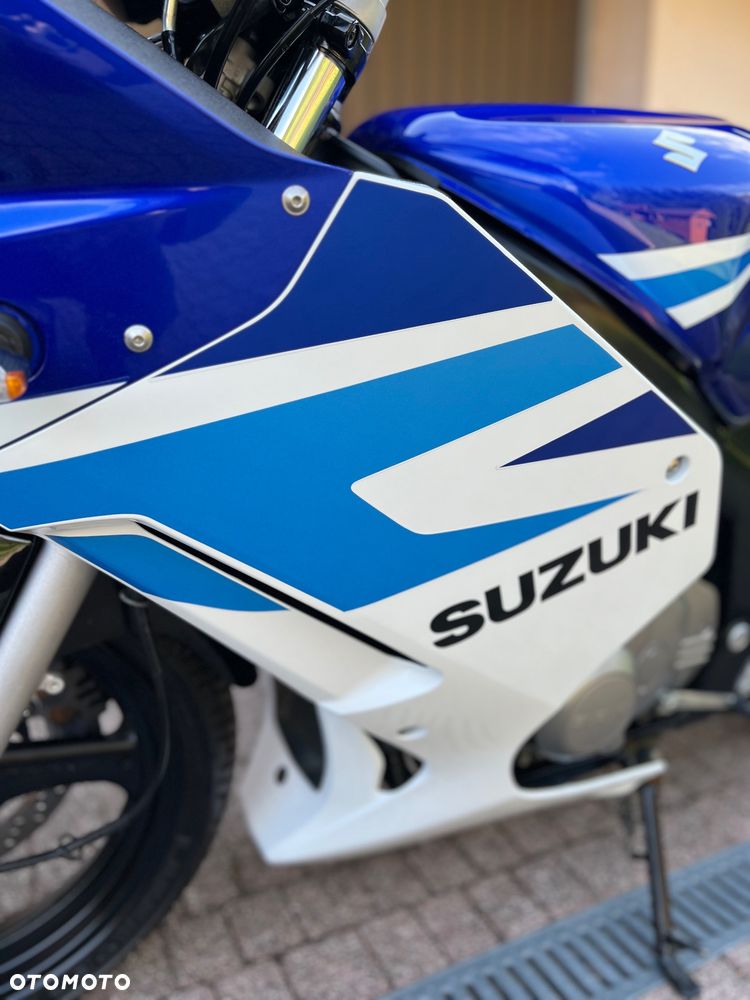 Suzuki GS - 24