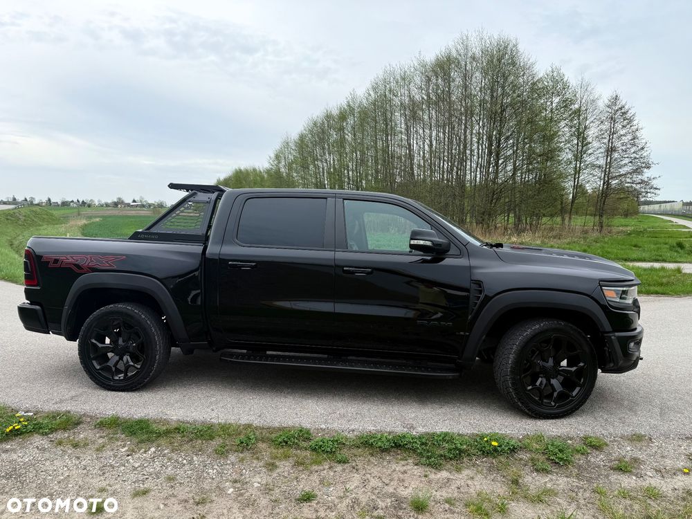 Dodge RAM 1500 5.7 4x4 - 5