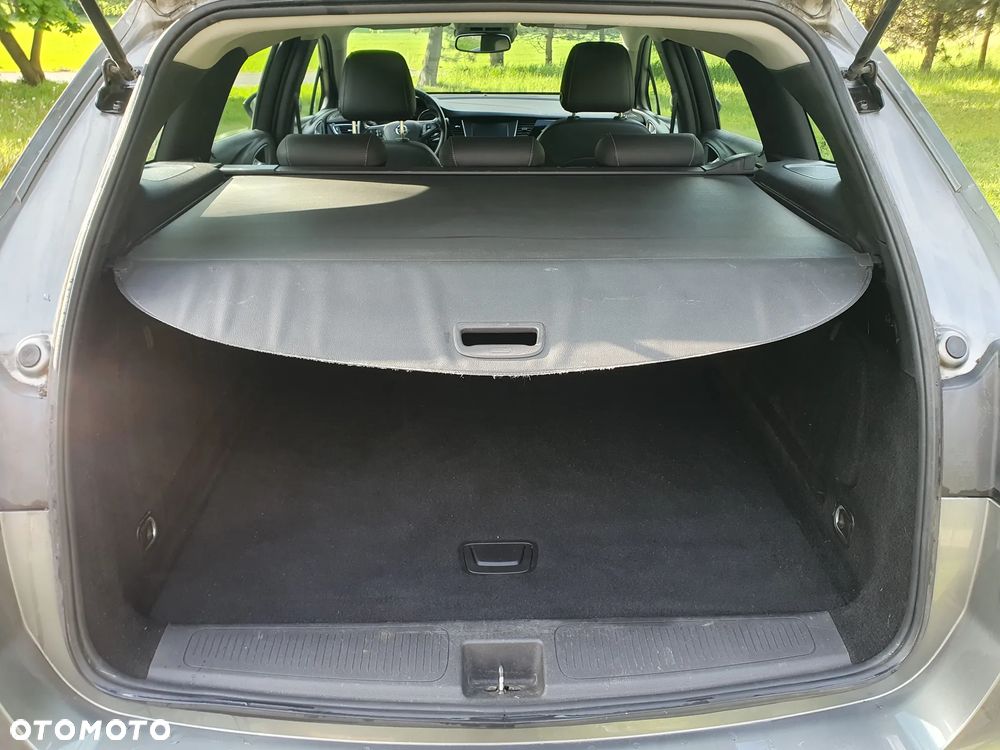 Opel Astra 1.4 T Dynamic S&S - 13