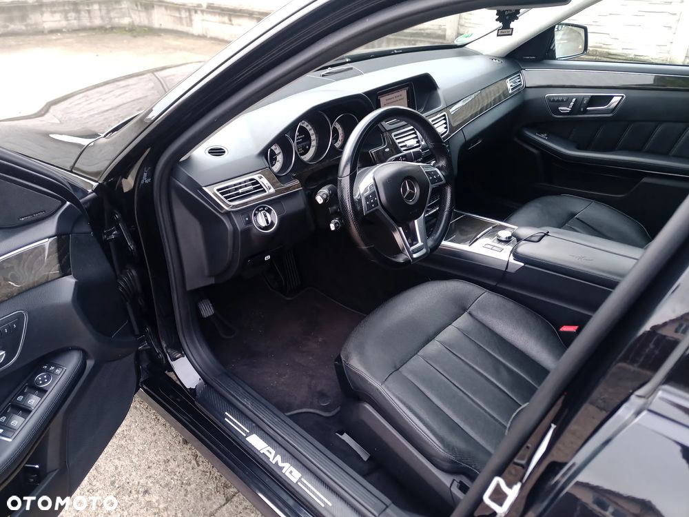Mercedes-Benz Klasa E 500 4-Matic BlueEff Avantgarde - 9