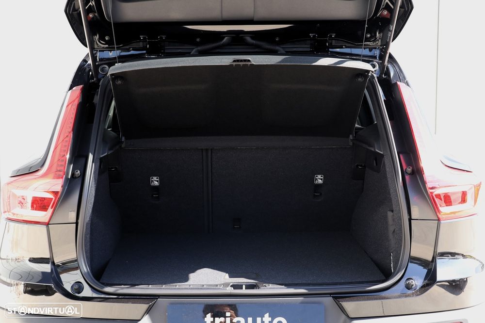 Volvo EX40 82 kWh Single Motor Extended Range Core - 6