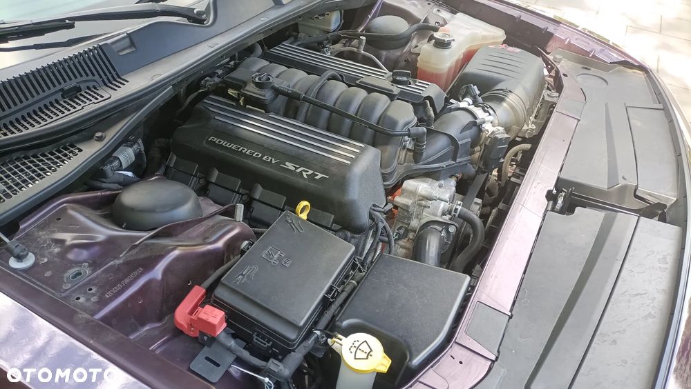 Dodge Challenger - 25