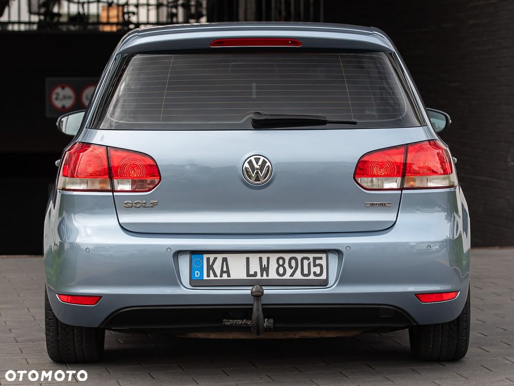 Volkswagen Golf - 11