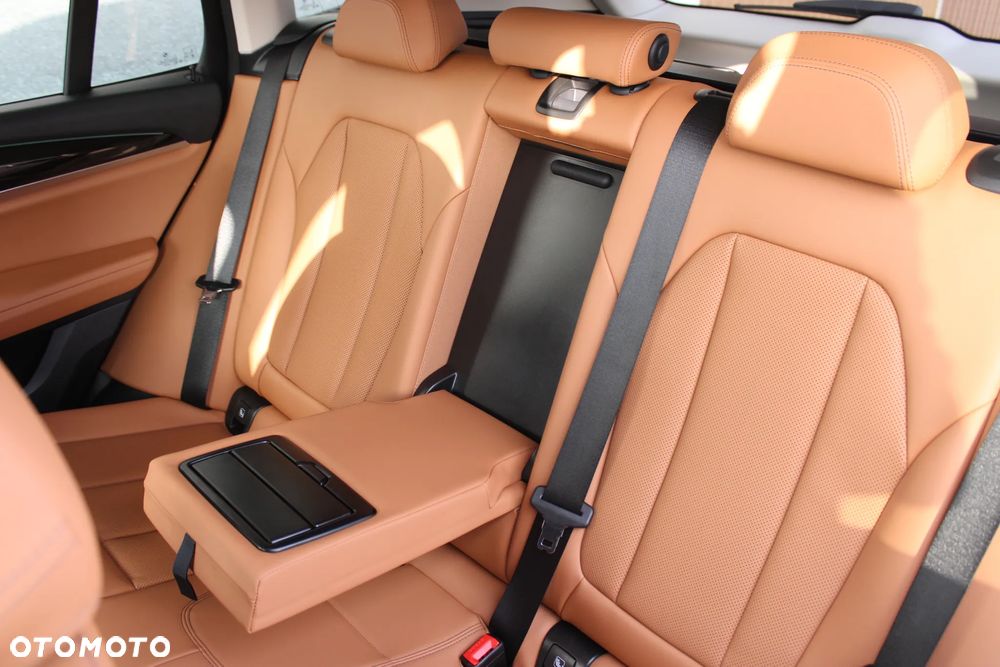 BMW X3 xDrive20d MHEV - 26