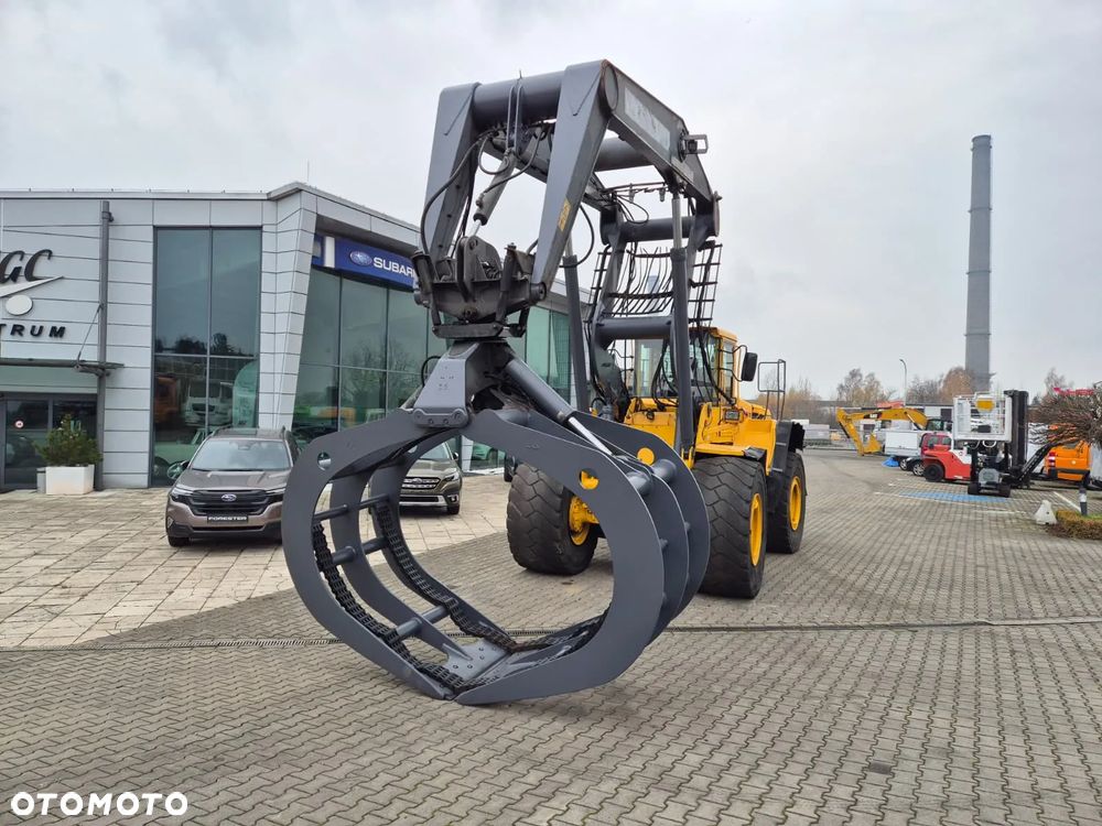 Volvo L 180E 4X4 / HEAVY DUTY / ŁADOWARKA KOŁOWA / CHWYTAK DO BALI I DREWNA / WIELE ZASTOSOWAŃ / OD PIERWSZEGO WŁAŚCICIELA / DOBRY STAN / MOŻLIWOŚĆ TRANSPORTU - 6