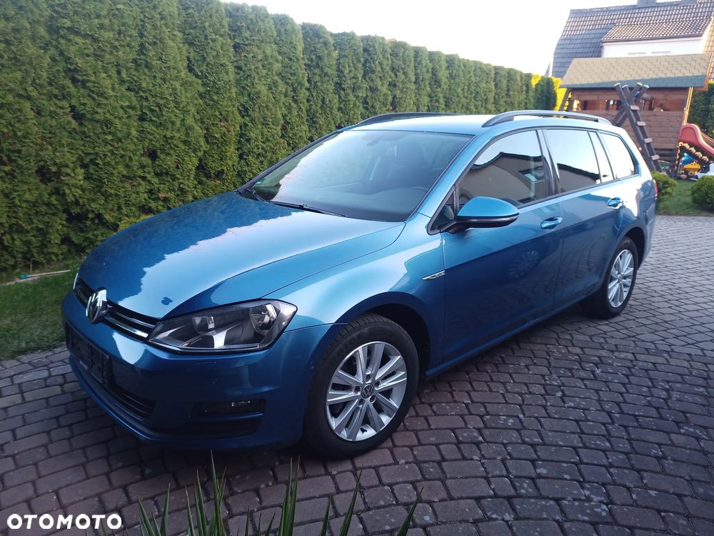 Volkswagen Golf - 8