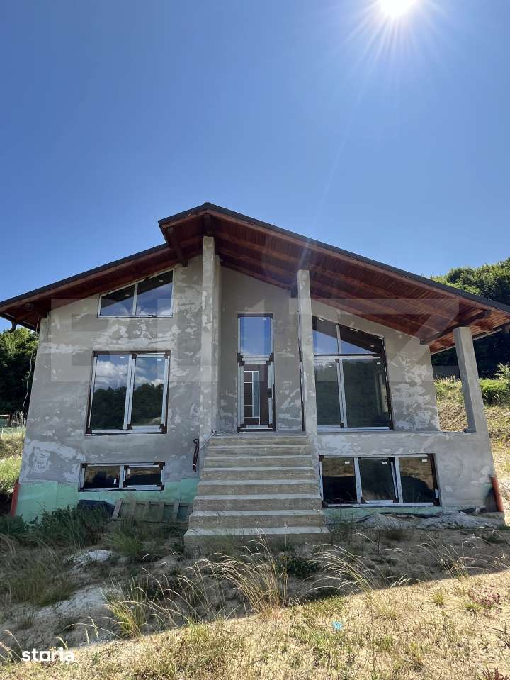 Casa cu panorama deosebita pe Dealul Jelni – 10 ari de teren, stadiu - Imagine principală: 2/19