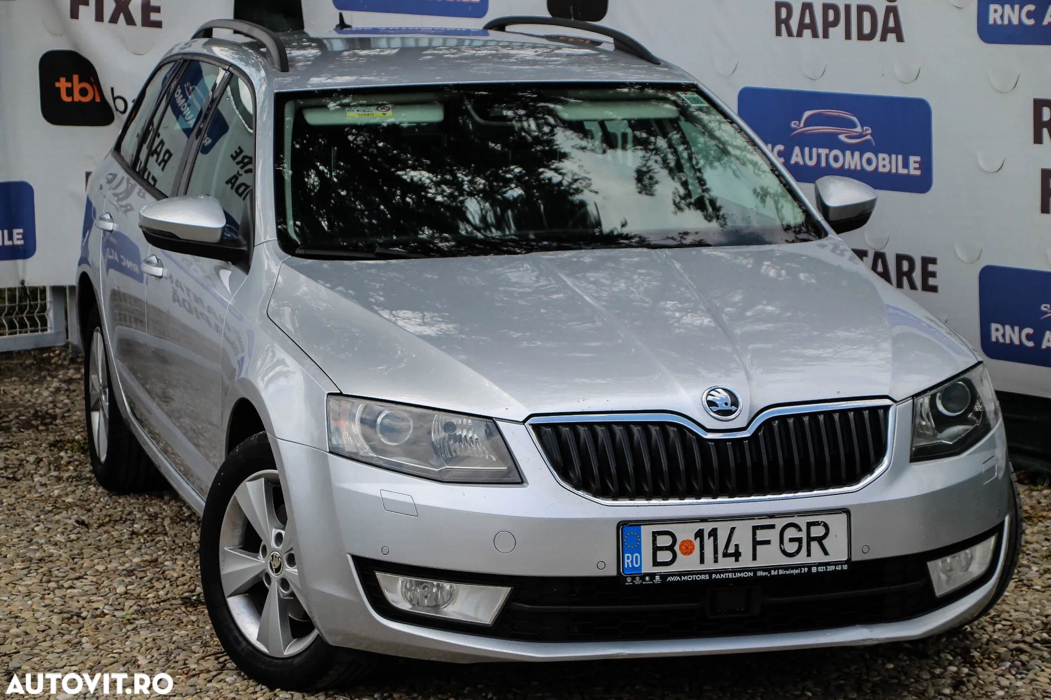 Skoda Octavia 2.0 TDI DSG Style - 1