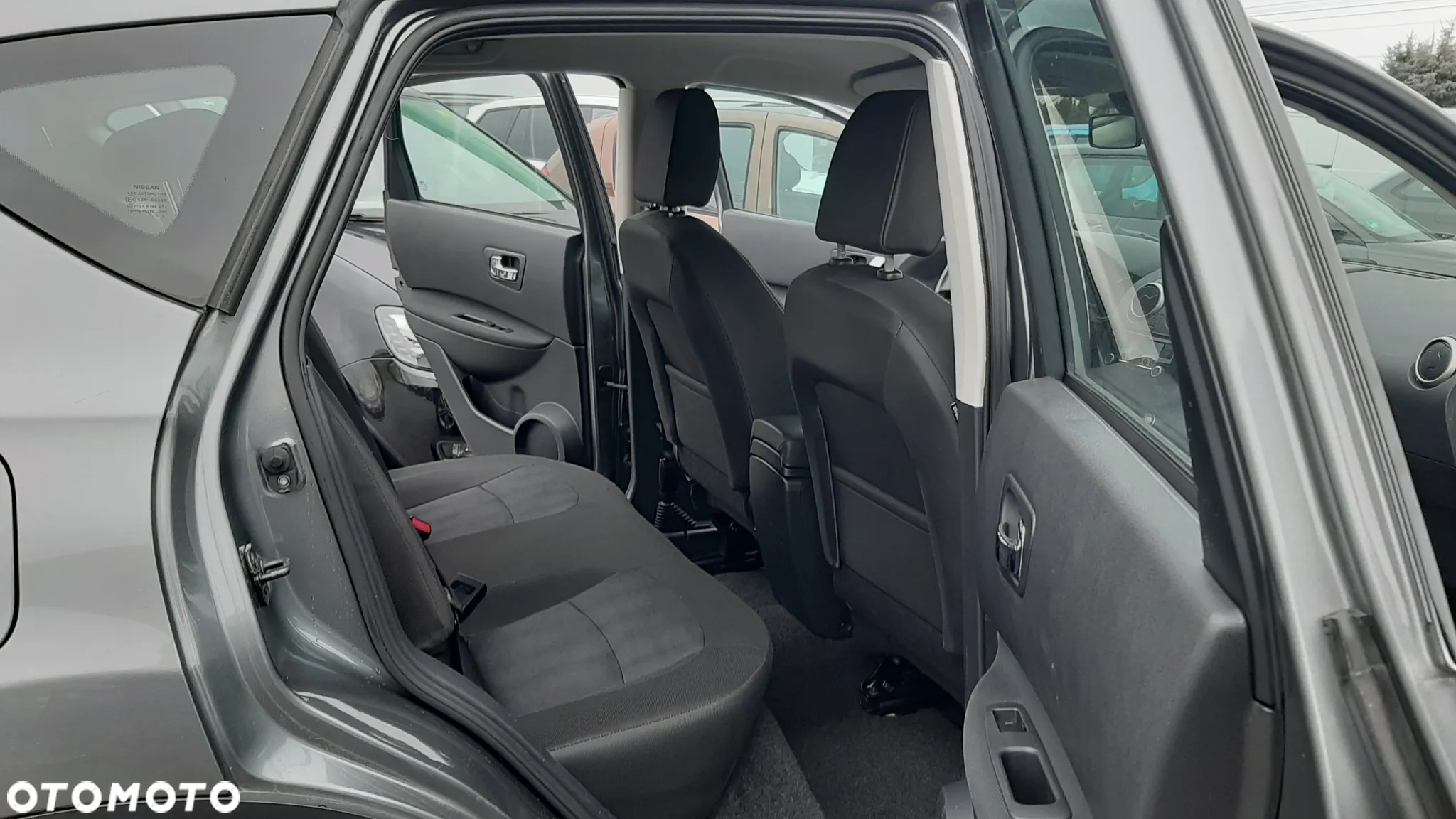 Nissan Qashqai 2.0 4 x 4 tekna - 16