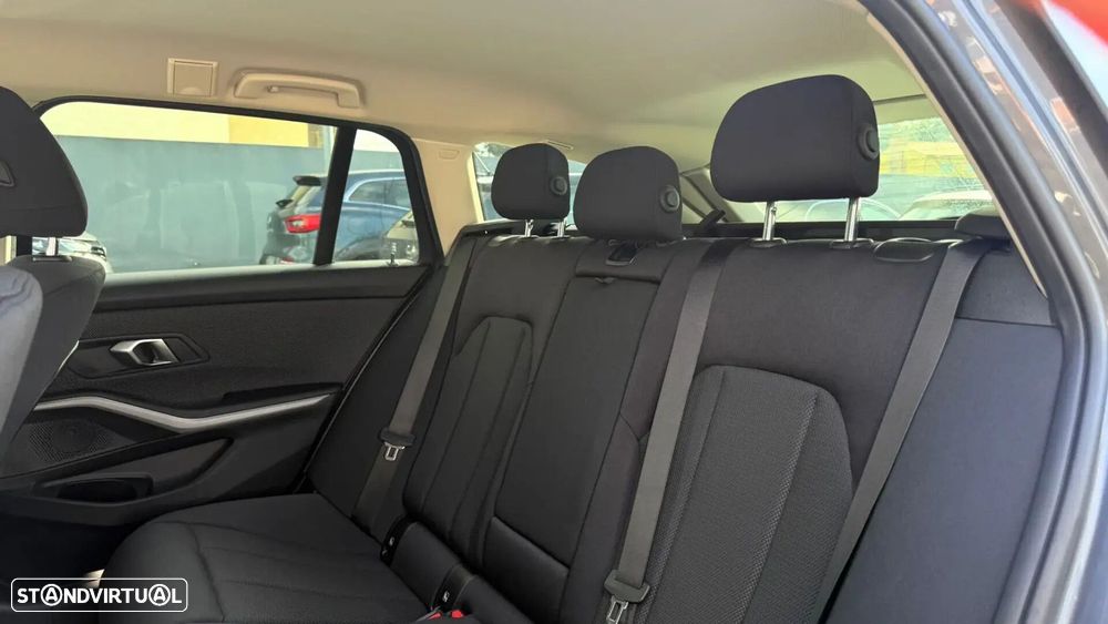 BMW 330 e Corporate Edition Auto - 12