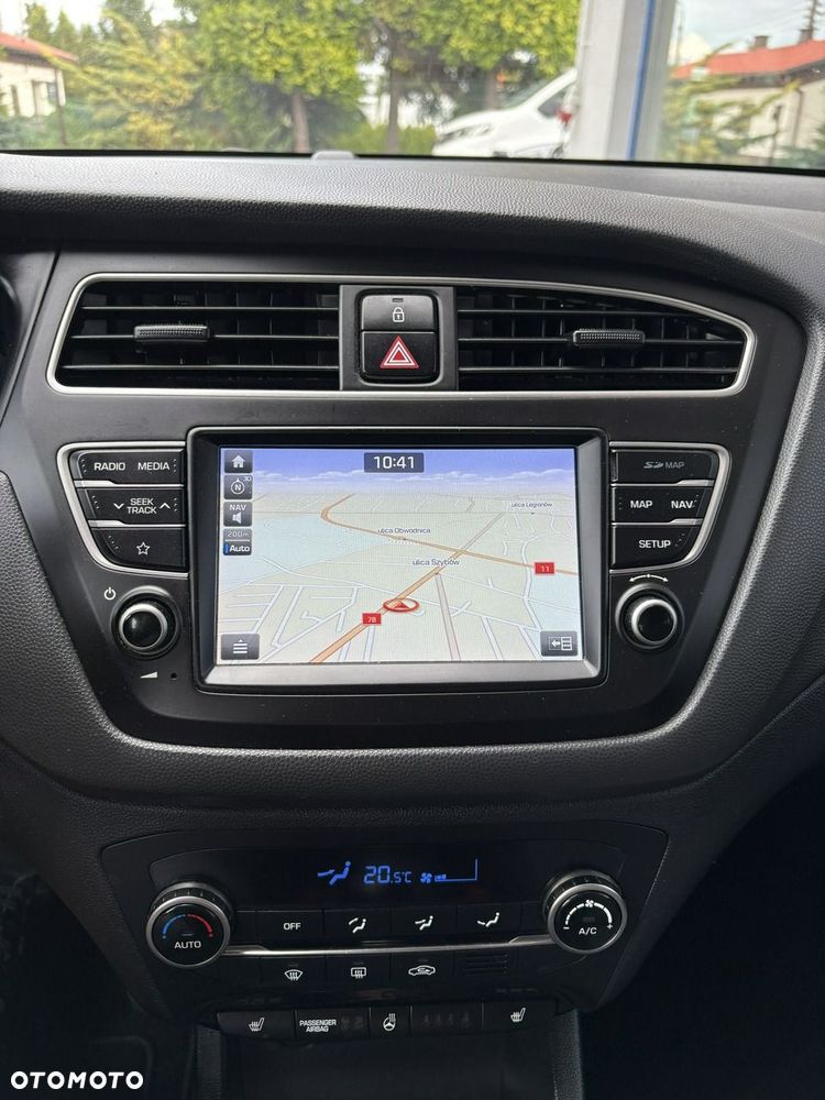 Hyundai i20 - 27