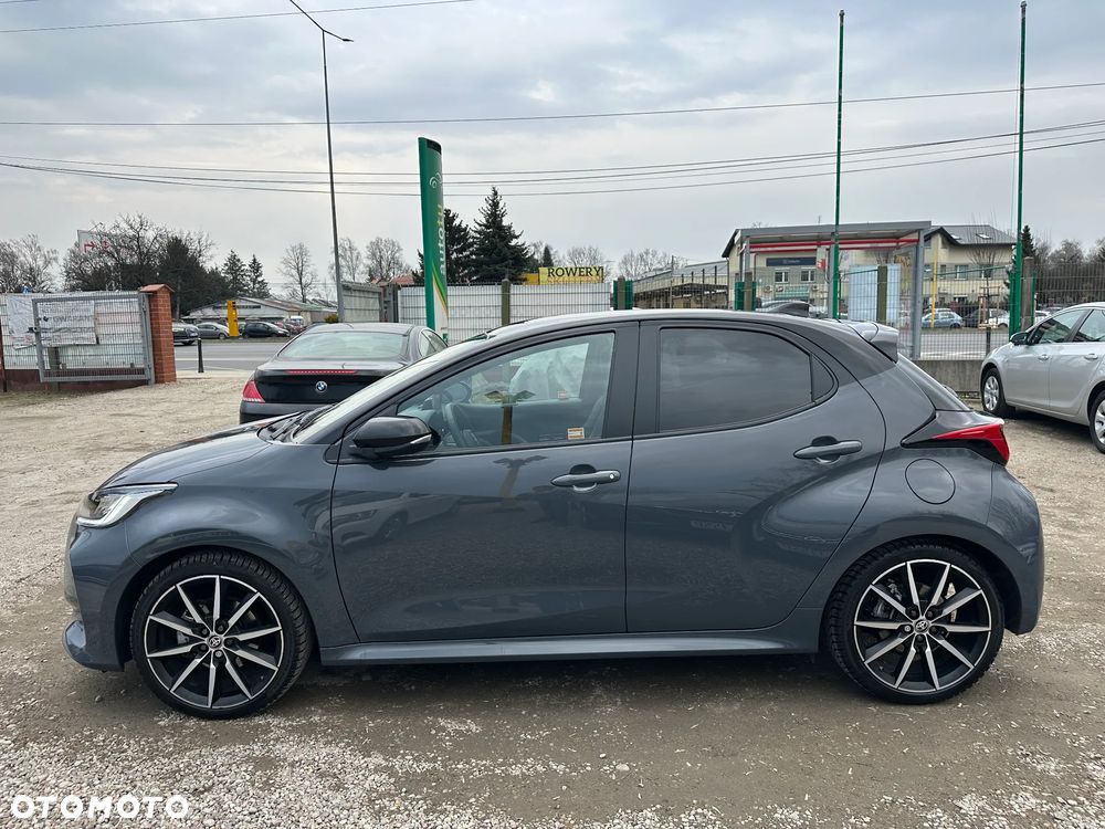 Toyota Yaris Hybrid 1.5 GR Sport - 6