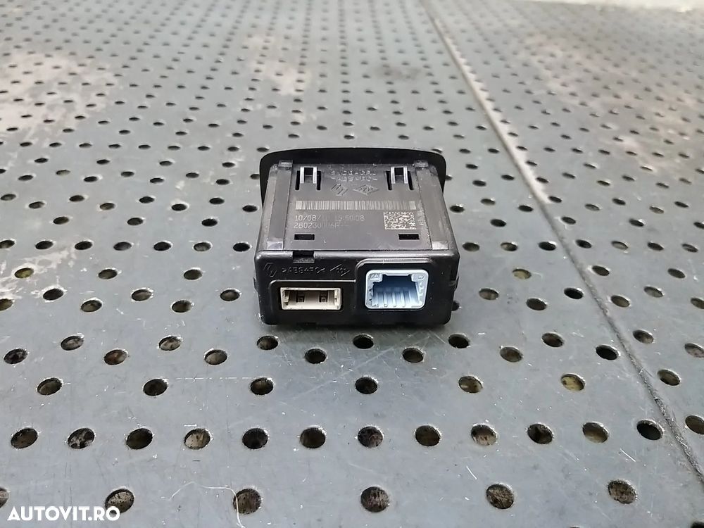 Port usb aux renault scenic 3 280230006r - 2