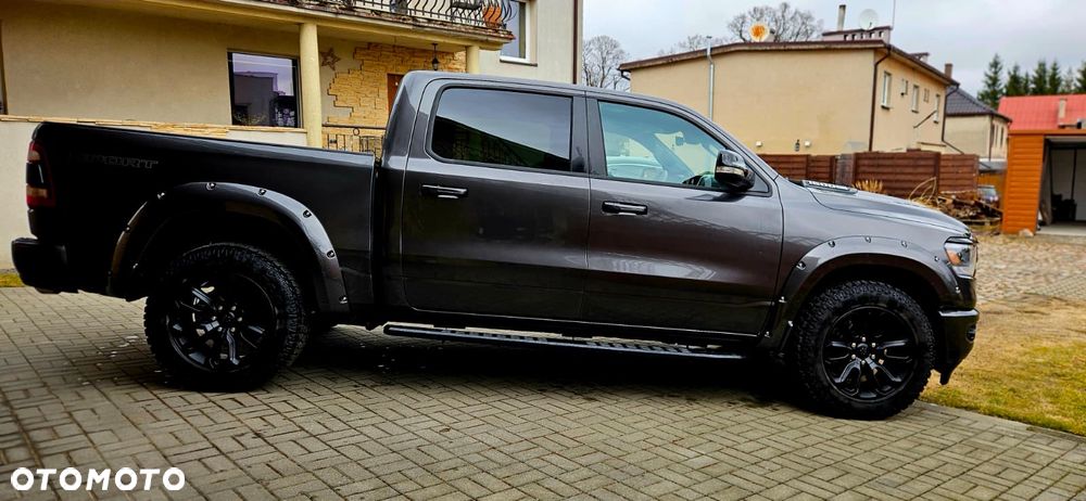 Dodge RAM - 10