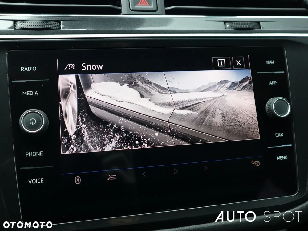 Volkswagen Tiguan Allspace 2.0 TSI 4Mot Comfortline DSG 7os - 23