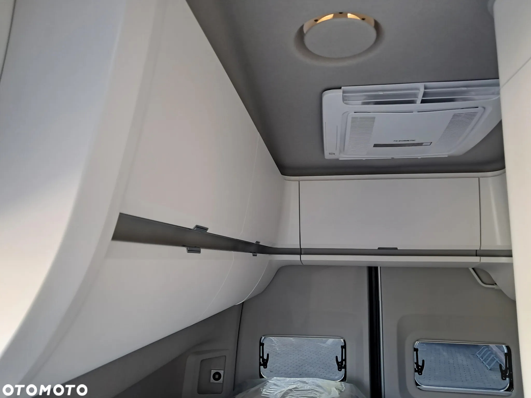 Volkswagen Crafter Grand California - 22