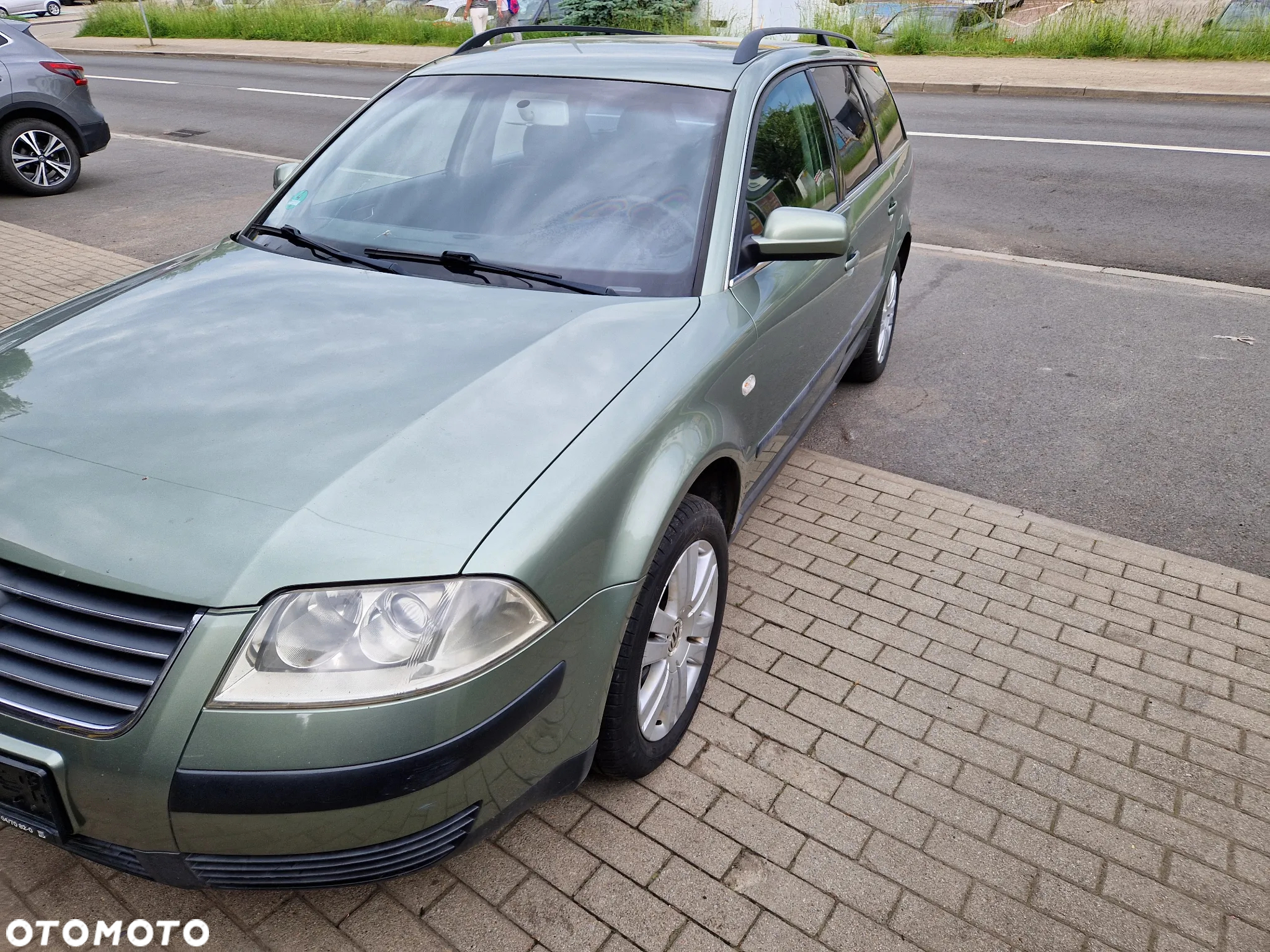 Volkswagen Passat - 4