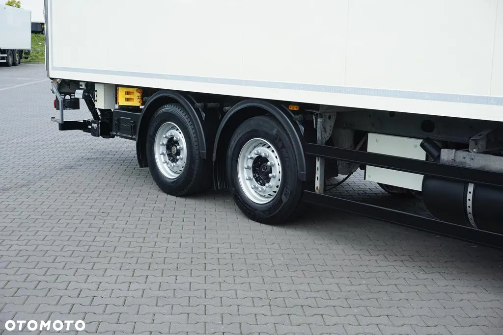 Mercedes-Benz ACTROS / 2540 / ACC / E 6 / ZESTAW PRZEJAZDOWY / CHŁODNIA + WINDA / 38 PALET - 19
