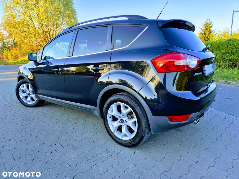 Ford Kuga 2.0 TDCi 4x4 Titanium - 11