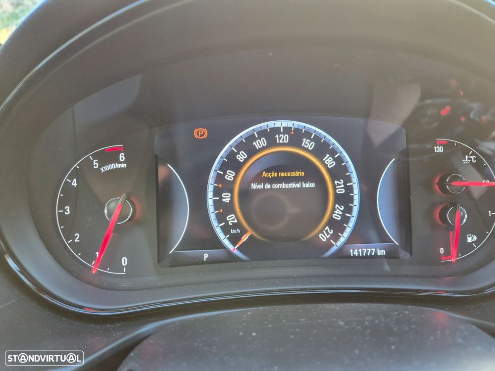 Opel Insignia Sports Tourer - 4