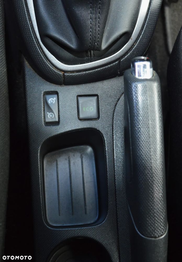 Renault Clio - 22