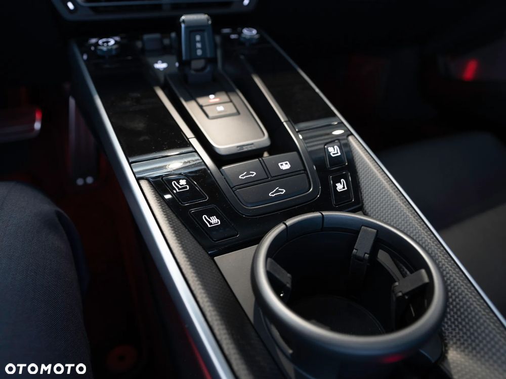 Porsche 911 Turbo S - 30