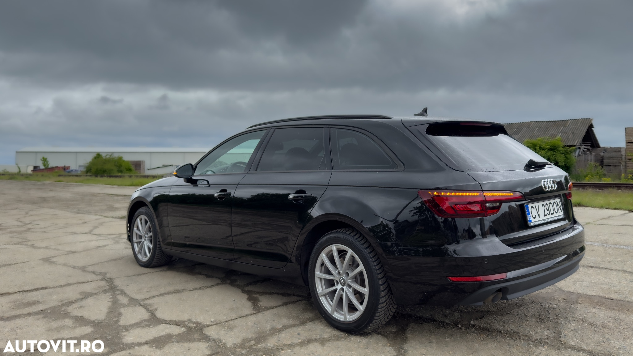 Audi A4 Avant 2.0 TDI S tronic - 6