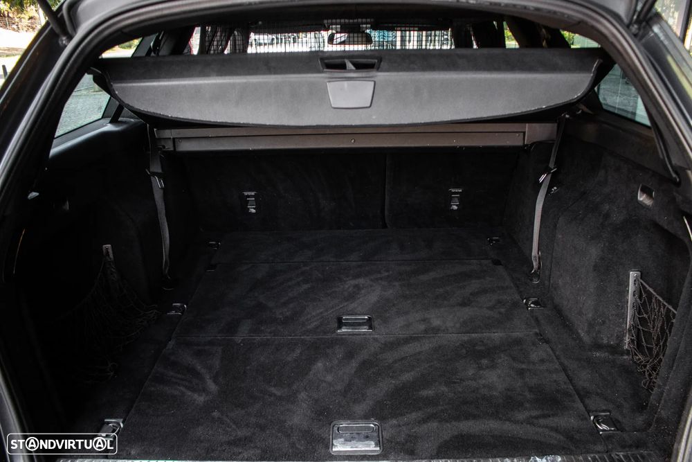 Mercedes-Benz E 250 CDi Avantgarde BlueEfficiency Auto. - 25