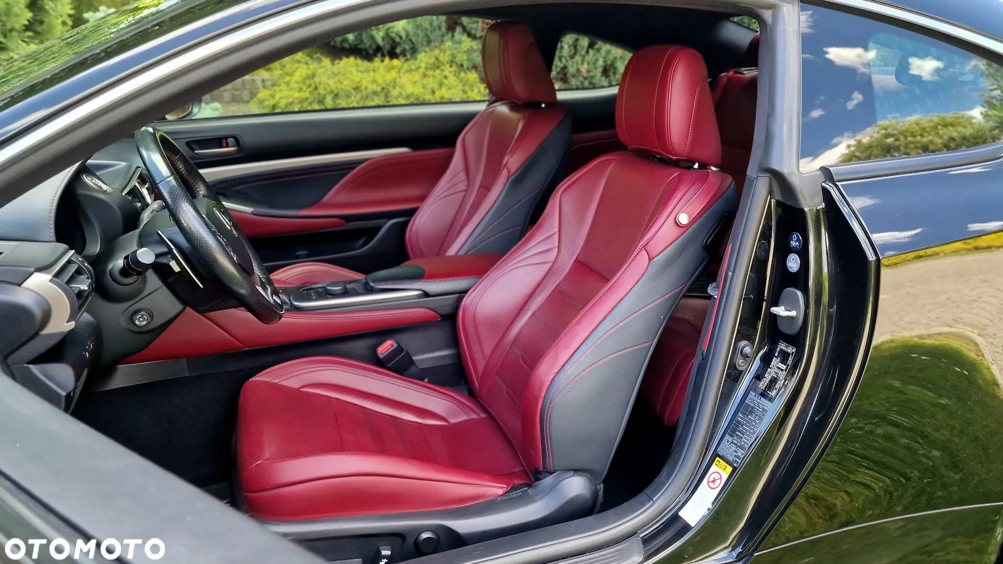 Lexus RC 200t / 300 F Sport - 7