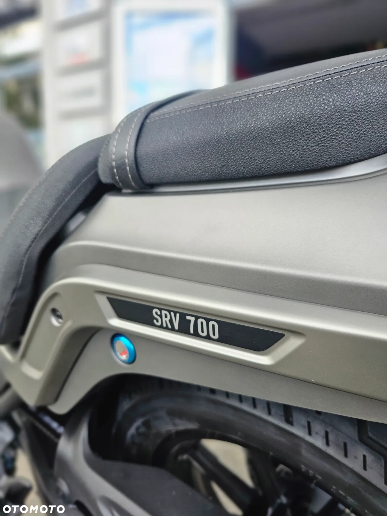 QJMOTOR SRV 700 - 3