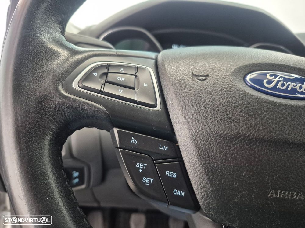 Ford Focus SW 1.5 TDCi Titanium - 11