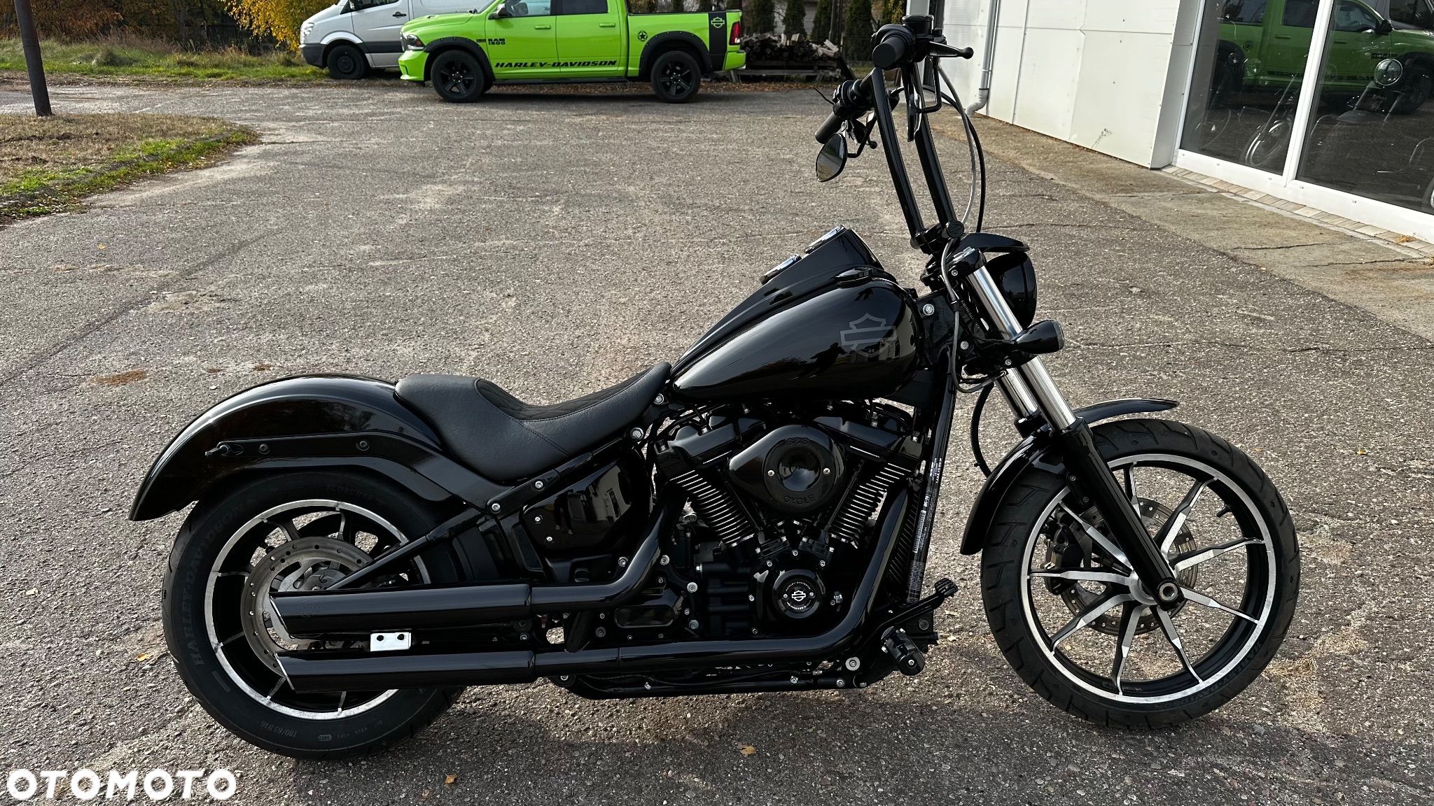 Harley-Davidson Softail Low Rider - 1