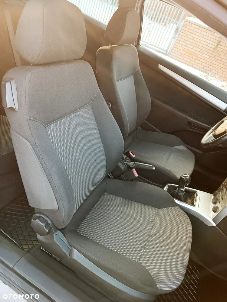 Opel Astra 1.6 Selection - 14