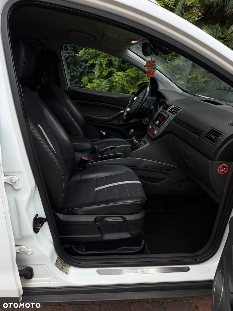 Ford Kuga 2.0 TDCi Trend - 12