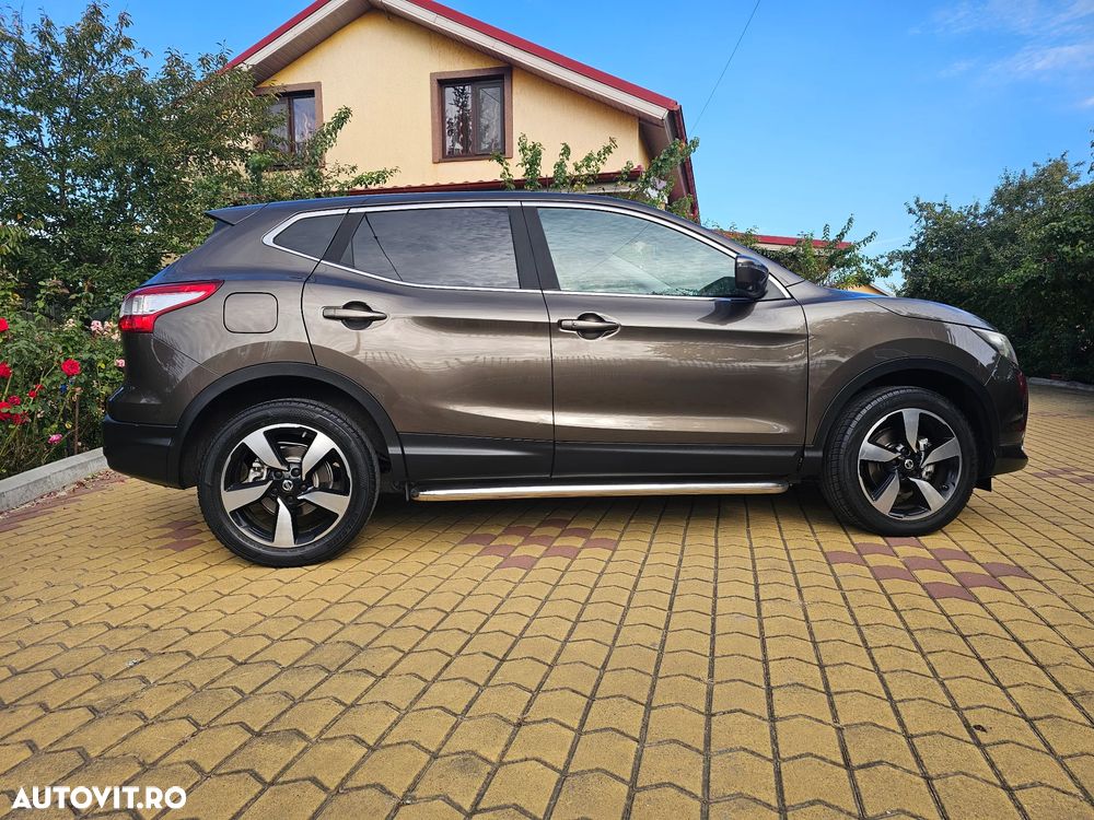Nissan Qashqai 1.5 DCI N-Connecta - 12
