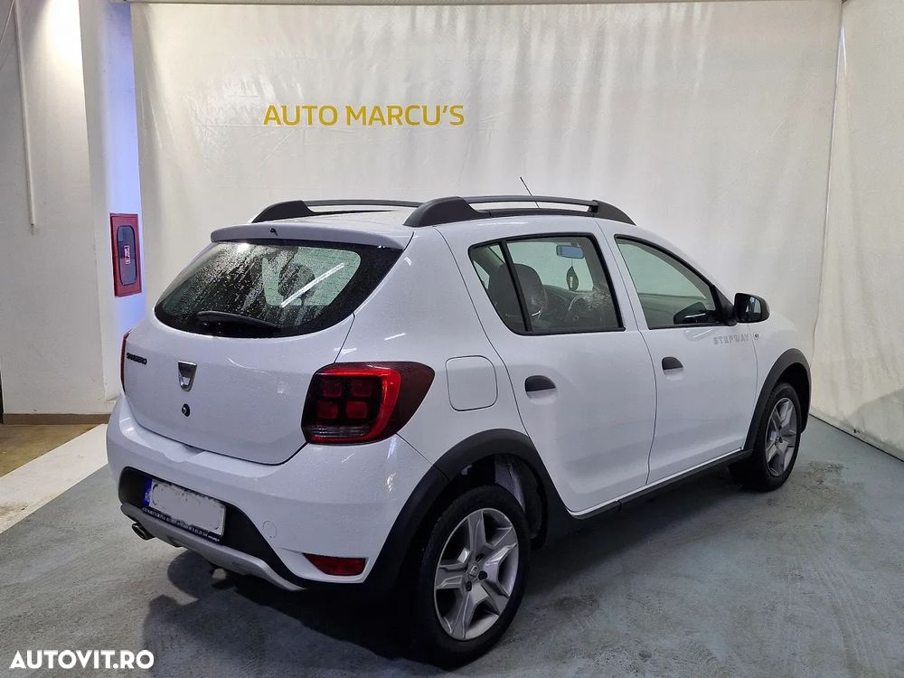 Dacia Sandero Stepway ECO-G 100 MT6 Essential - 2